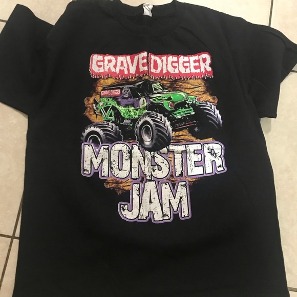 2 Kids shirts, youth Large & Medium. EUC - Picture 1 of 4